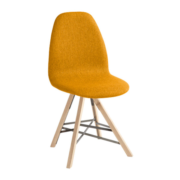 Design stoel met hout