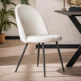 Moderne stoel met ronde rugleuining